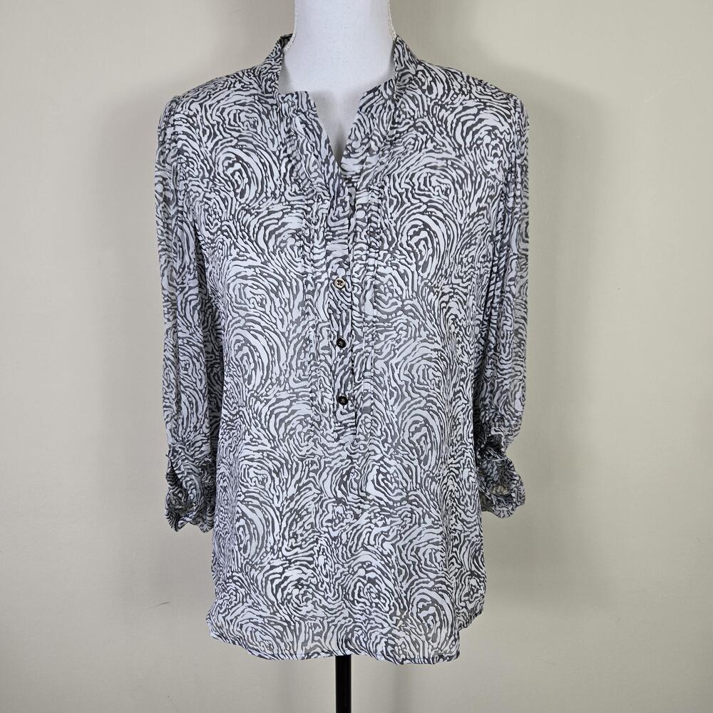 Diane Von Furstenberg Top Womens 12 Grey Animal Print Silk Chiffon V Neck Blouse